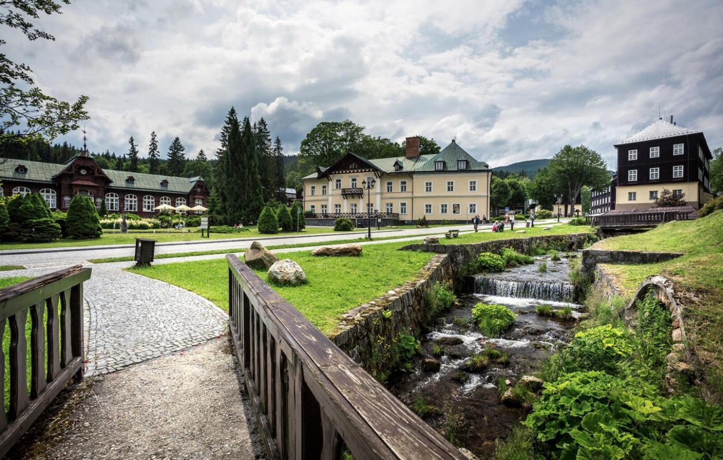 Apartmany New Forest Retreat - U Lesa, S Parkovanim, 300Mbit Internet Есеник Экстерьер фото