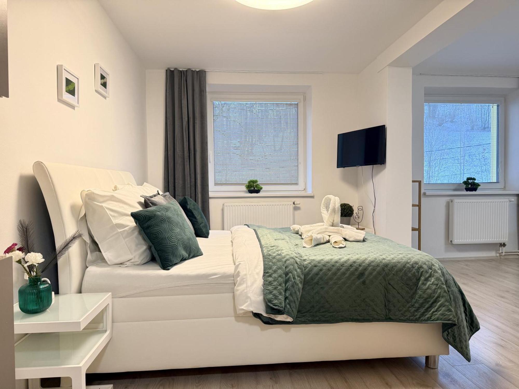 Apartmany New Forest Retreat - U Lesa, S Parkovanim, 300Mbit Internet Есеник Экстерьер фото