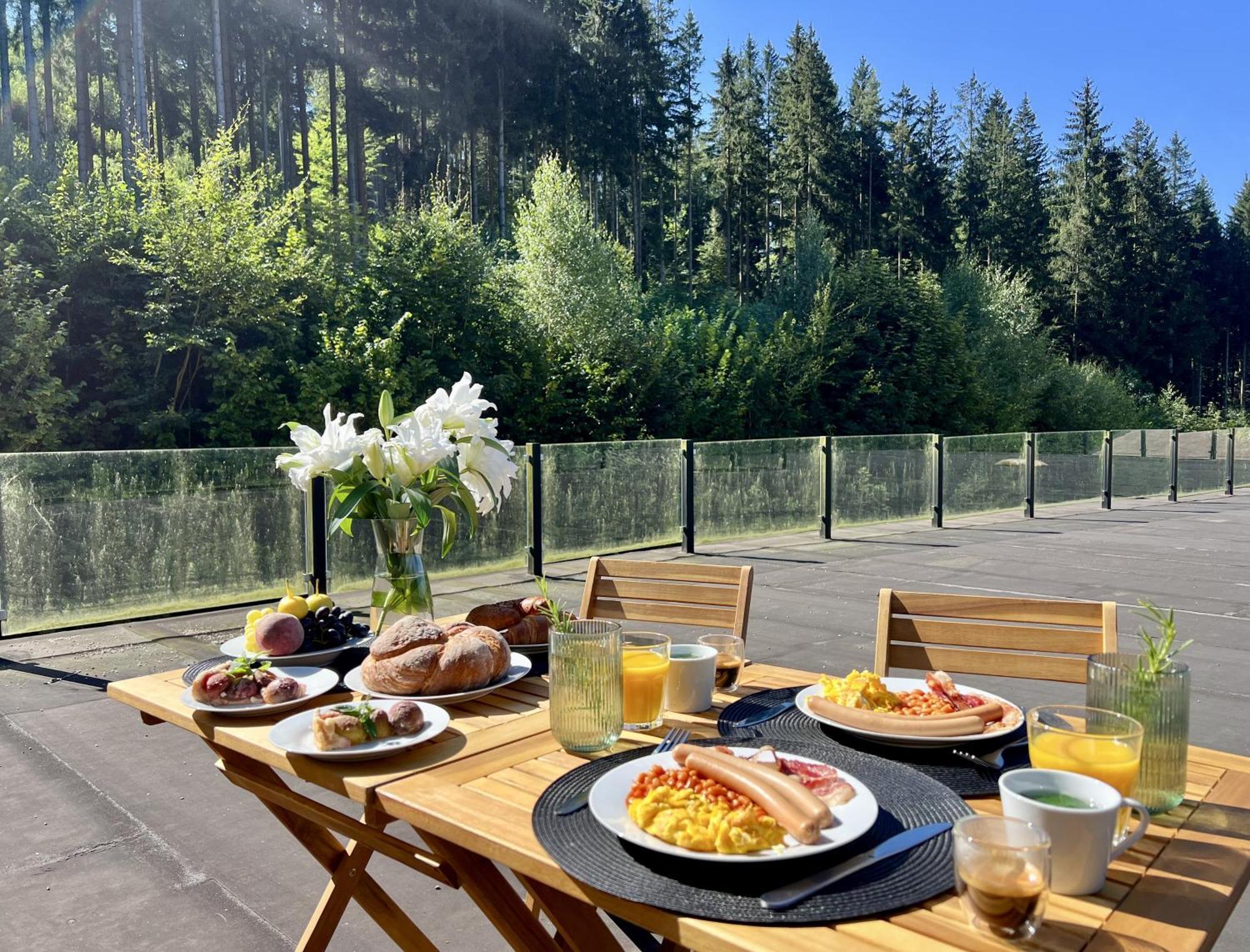 Apartmany New Forest Retreat - U Lesa, S Parkovanim, 300Mbit Internet Есеник Экстерьер фото