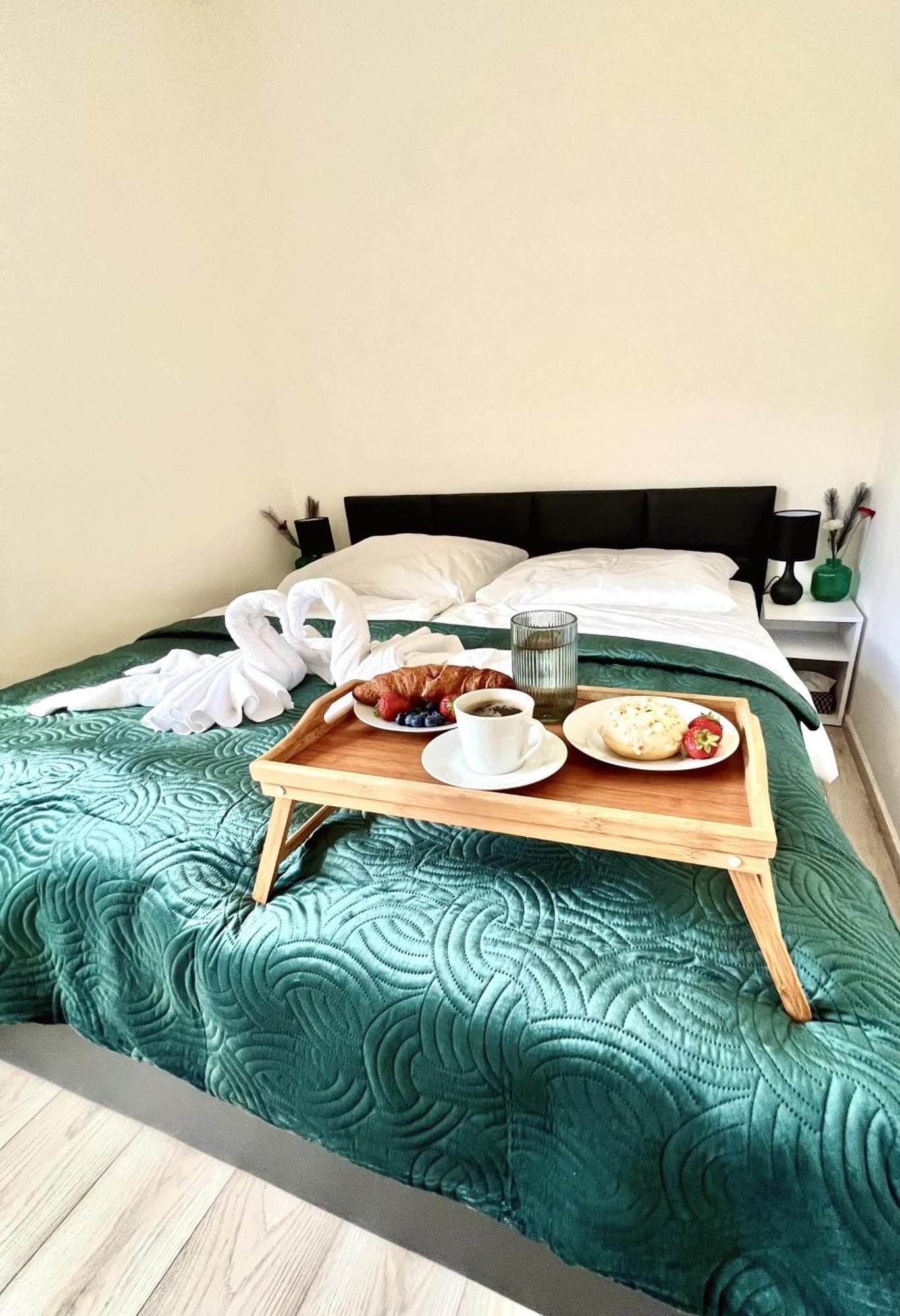 Apartmany New Forest Retreat - U Lesa, S Parkovanim, 300Mbit Internet Есеник Экстерьер фото